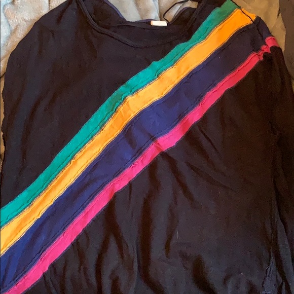 Tops Bundle - Picture 3 of 5